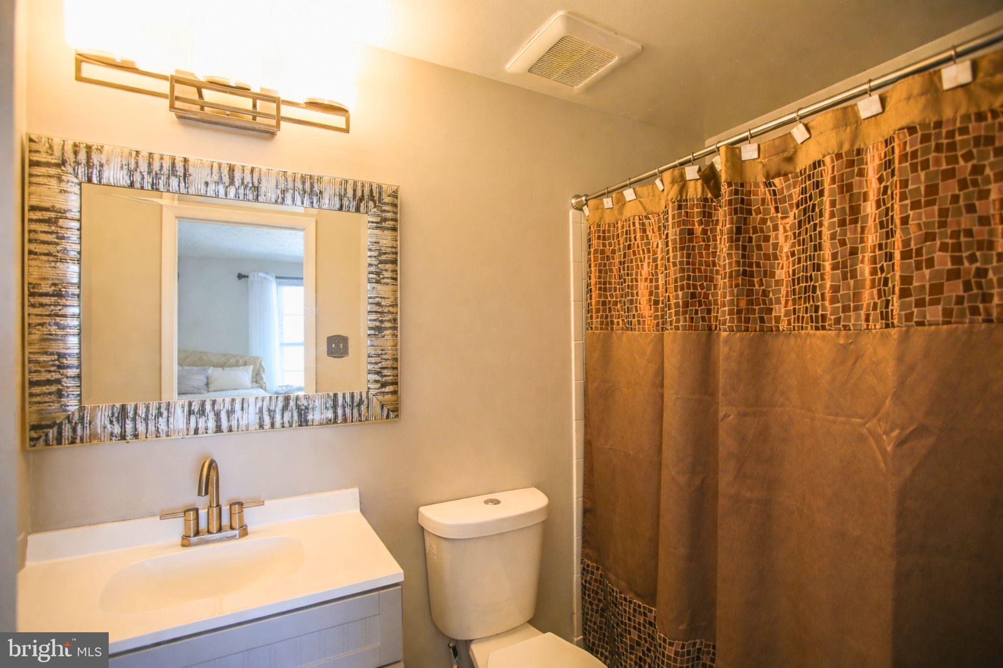 8752 Ritchboro Road District Heights, MD 20747 - Photo 13 of 27