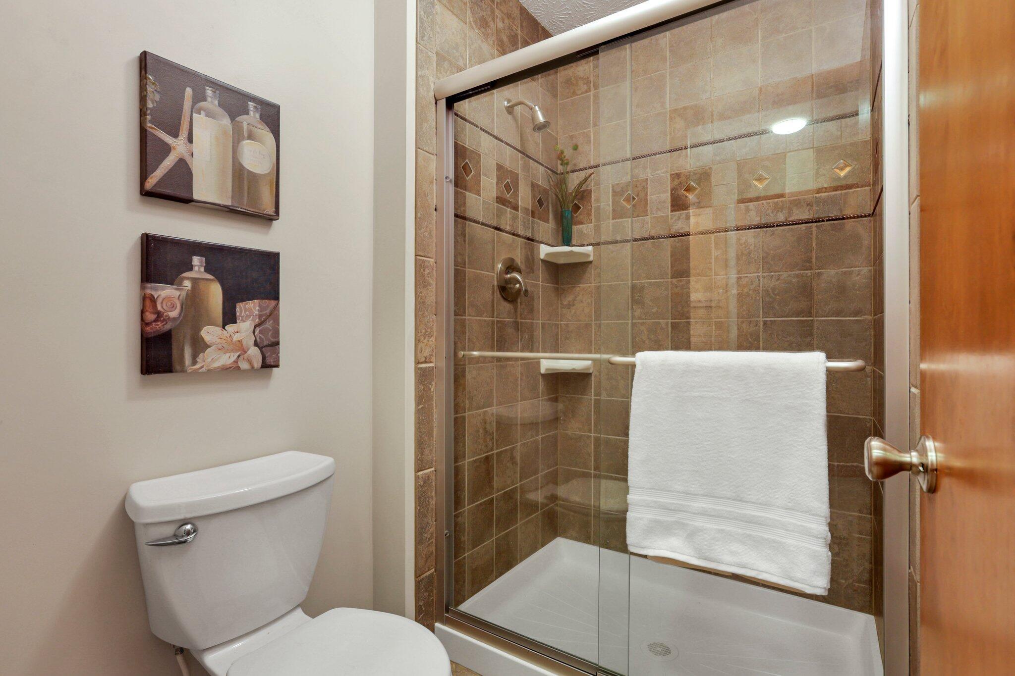 5611 Wilcox Road Dublin, OH 43016 - Photo 24 of 48 Master Bath