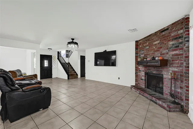 $264,900 | 3911 Thistlewood Drive, Pasadena, TX 77504