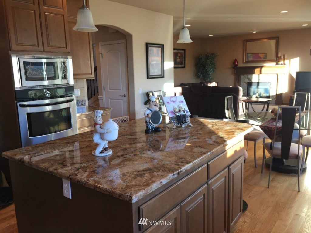 4118 215th Street Southeast Bothell, WA 98021 - Photo 13 of 16