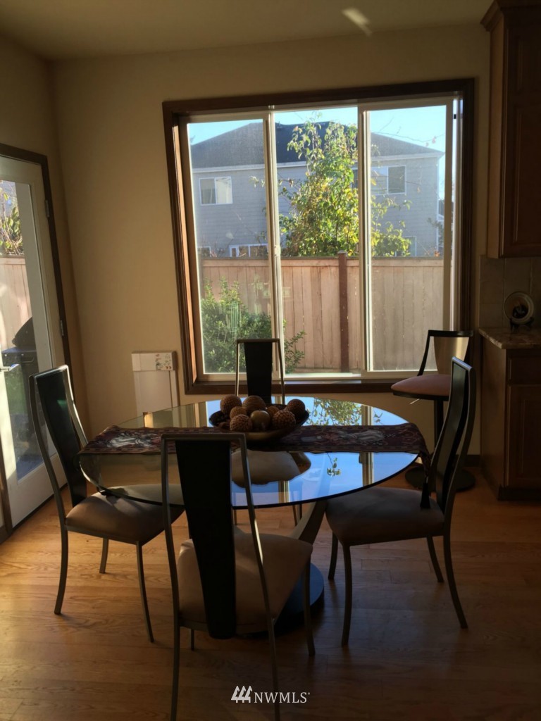 4118 215th Street Southeast Bothell, WA 98021 - Photo 10 of 16