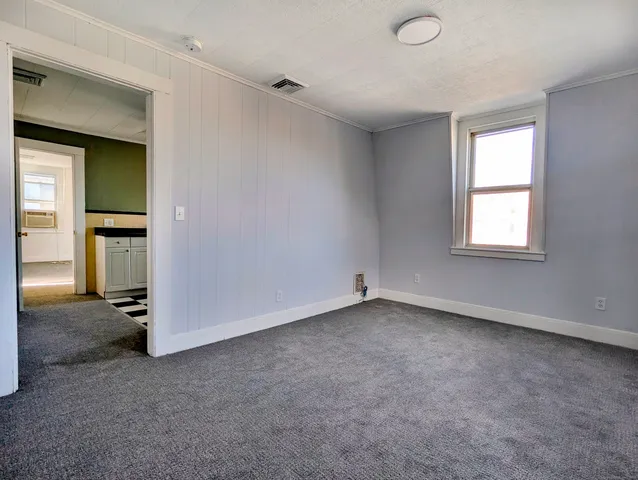 $1,400 | 45 White Street, Shelton, CT 06484