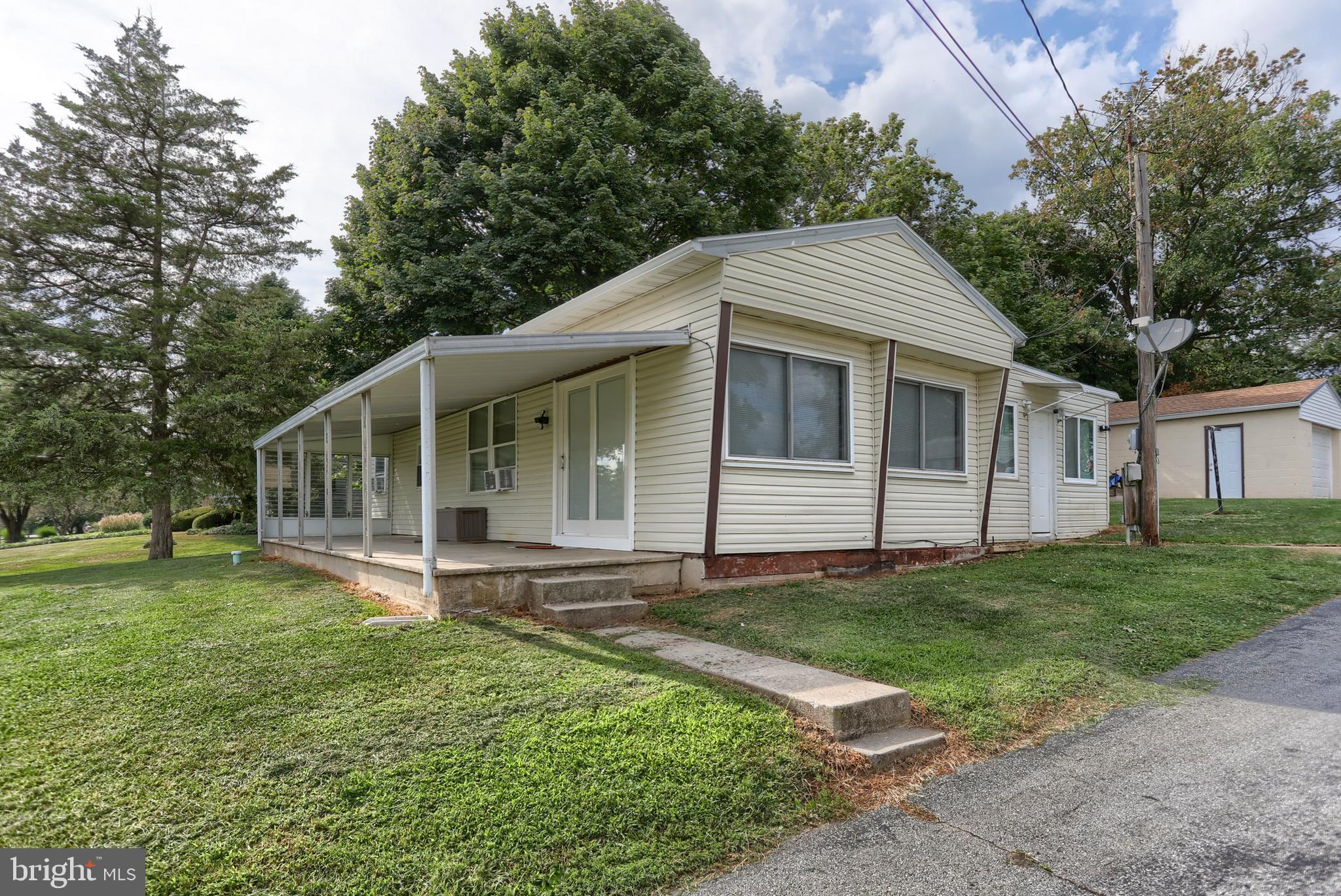 651 Greble Road Lebanon, PA 17046 - Photo 4 of 30