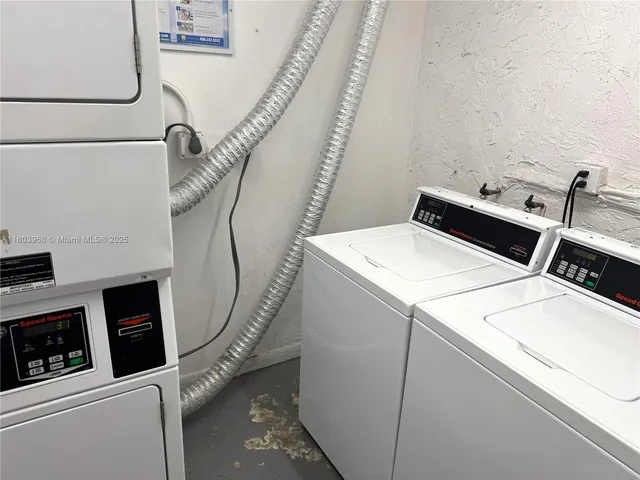 a view of parking area