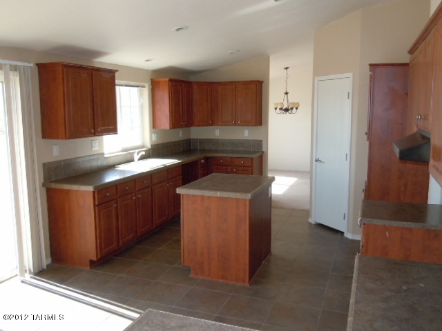11909 North Musket Road Marana, AZ 85653 - Photo 12 of 20