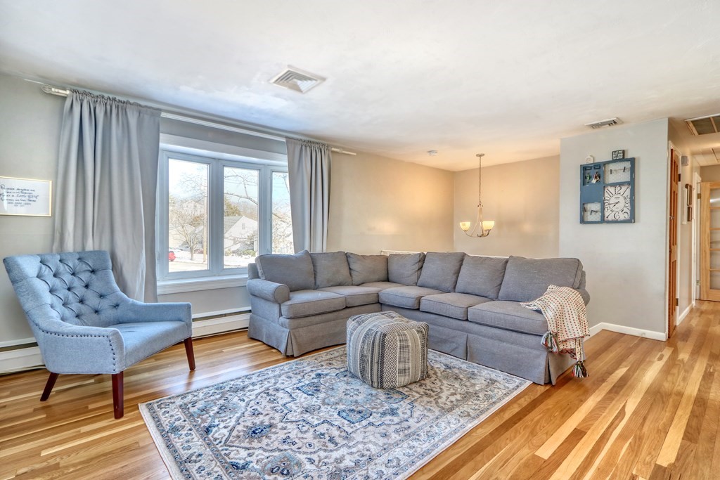 125 Running Brook Road Boston, MA 02132 - Photo 3 of 31 Gallery Image 3