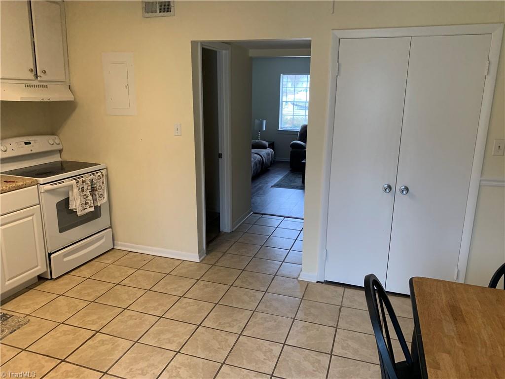 5737 Bramblegate Road, Unit J Greensboro, NC 27409 - Photo 18 of 18 Gallery Image 18