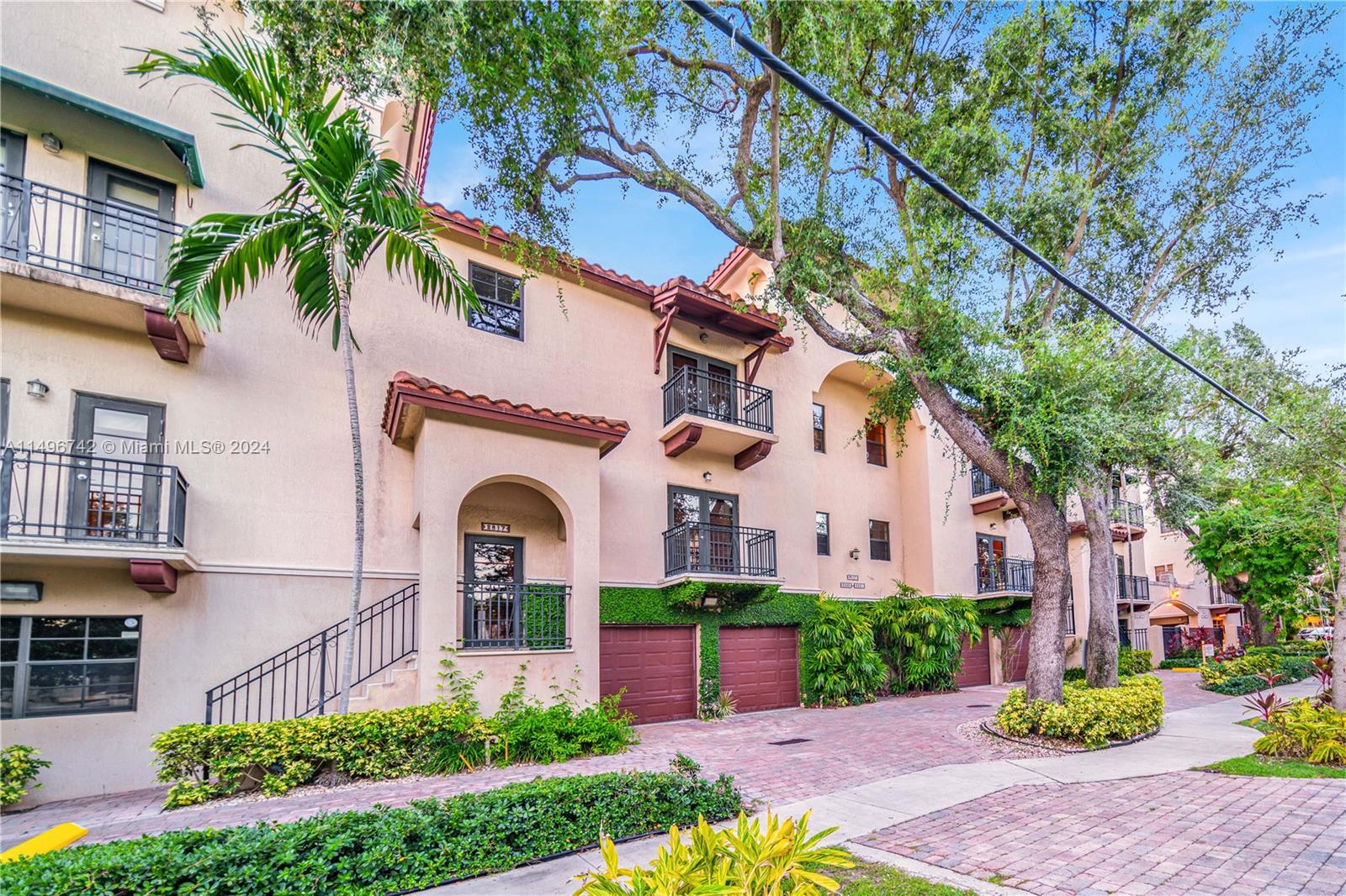 2829 Coconut Avenue, Unit 2829 Miami, FL 33133 - Photo 23 of 28 a front view of a house with garden