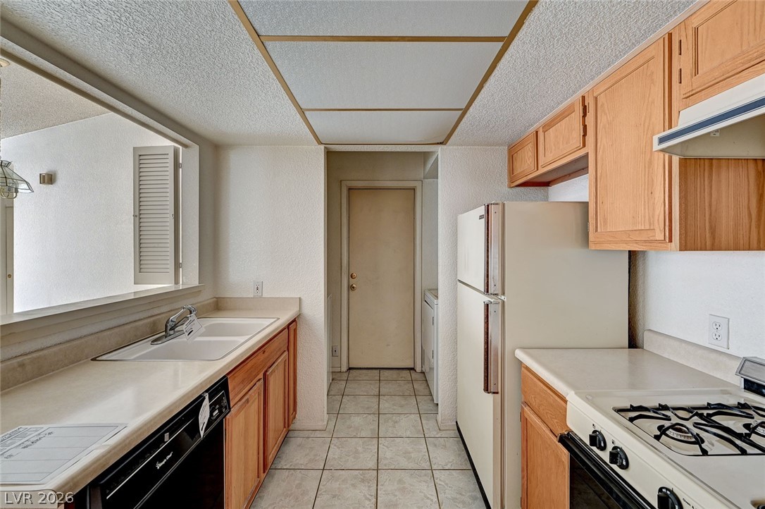 2535 Castlesands Way Las Vegas, NV 89121 - Photo 10 of 23