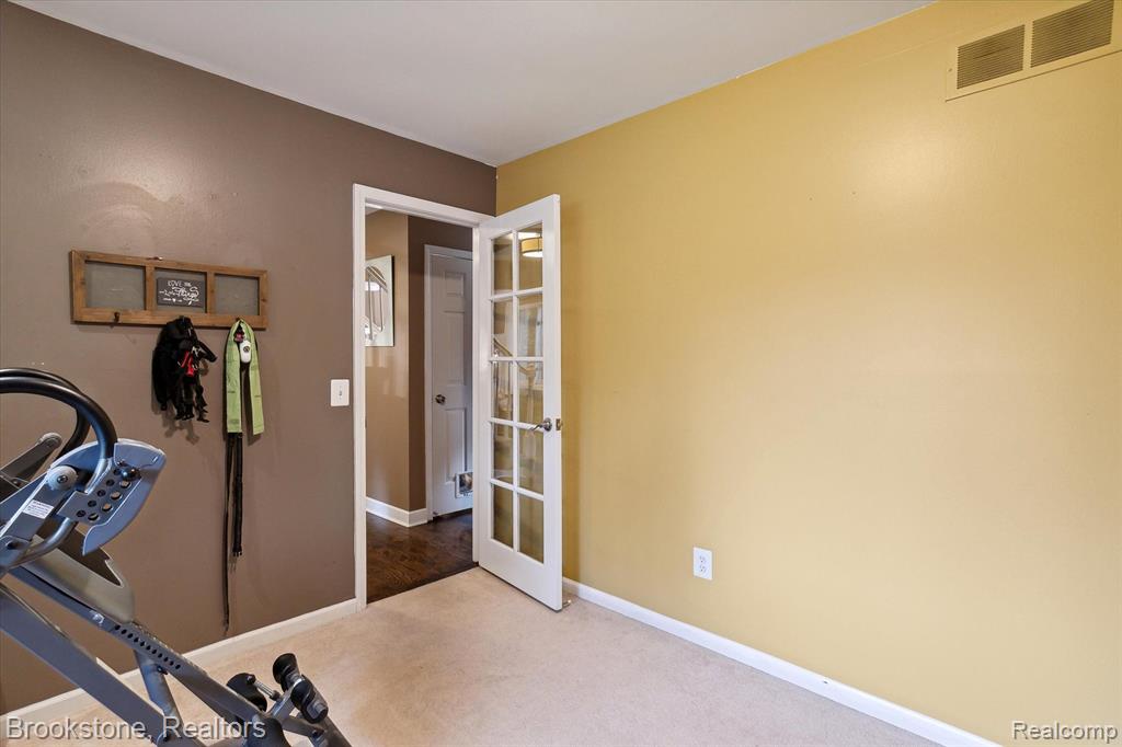 7826 Spring Trace Road Brighton, MI 48114 - Photo 44 of 51