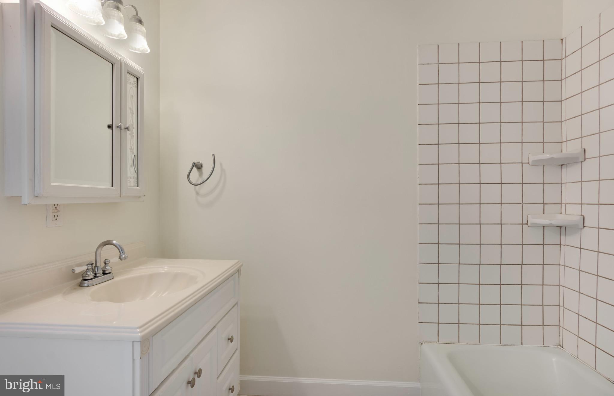 202 West Railroad Street Ridgely, MD 21660 - Photo 17 of 30 Full Bath Main Floor
