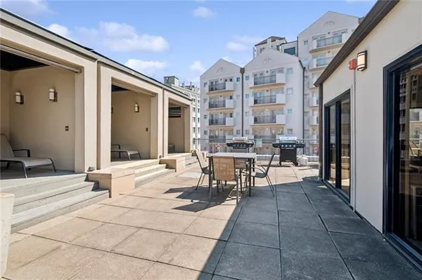 $3,000 | 333 Julia Street, Unit 520, New Orleans, LA 70130