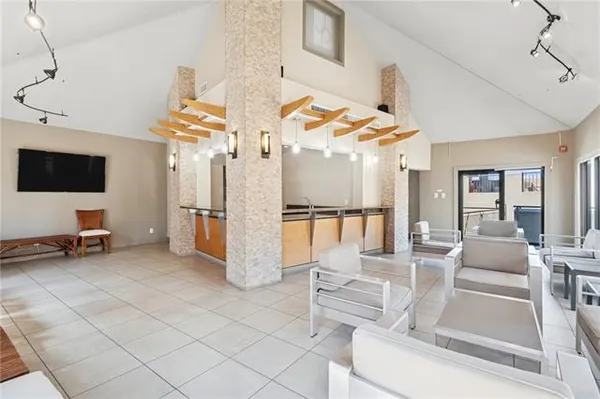 $3,000 | 333 Julia Street, Unit 520, New Orleans, LA 70130