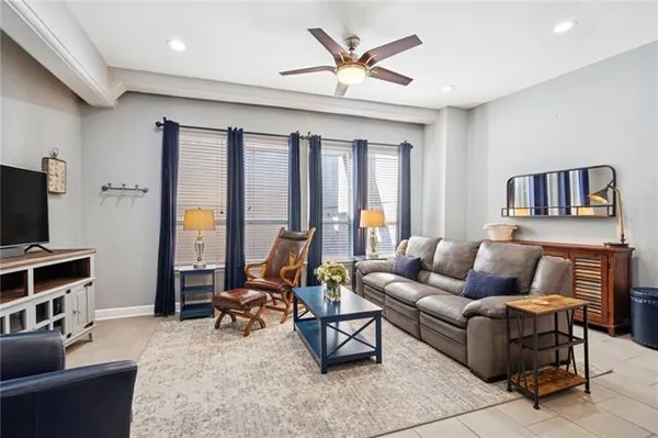 $3,000 | 333 Julia Street, Unit 520, New Orleans, LA 70130