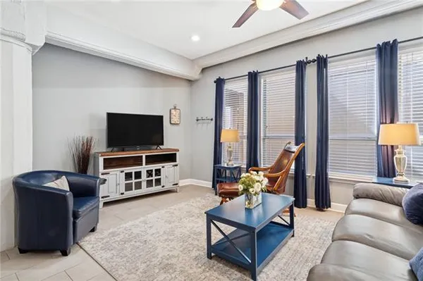 $3,000 | 333 Julia Street, Unit 520, New Orleans, LA 70130