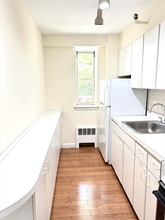 145 Pinckney Street, Unit 335 Boston, MA 02114 - Photo 13 of 16