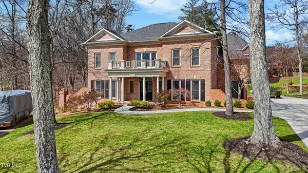 $850,000 | 1054 Colonial Drive, Morristown, TN 37814