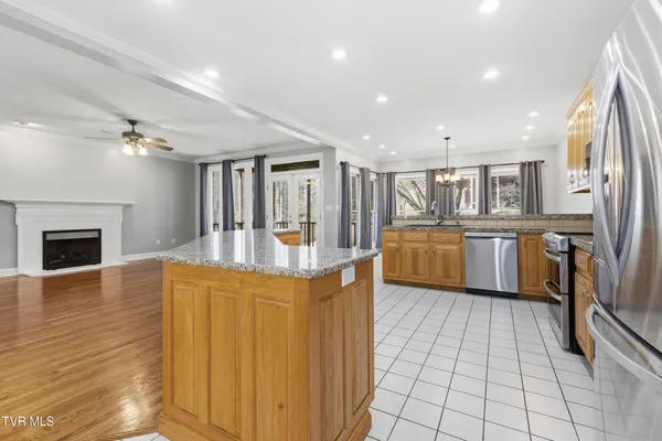 $799,000 | 1054 Colonial Drive, Morristown, TN 37814