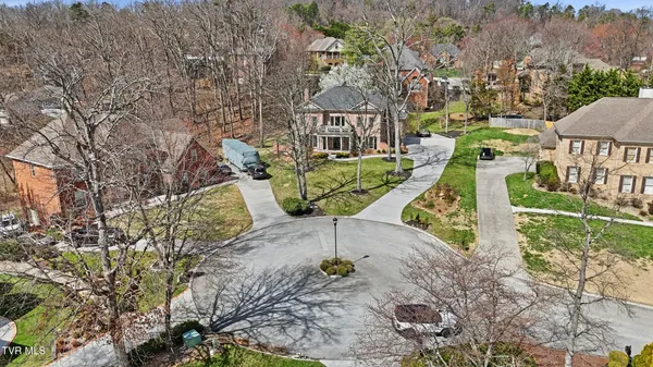 $799,000 | 1054 Colonial Drive, Morristown, TN 37814