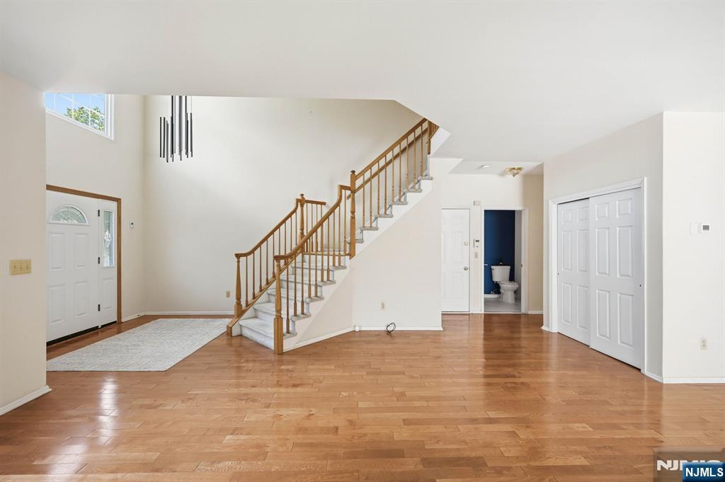 19 Colmart Way Bridgewater, NJ 08807 - Photo 4 of 44