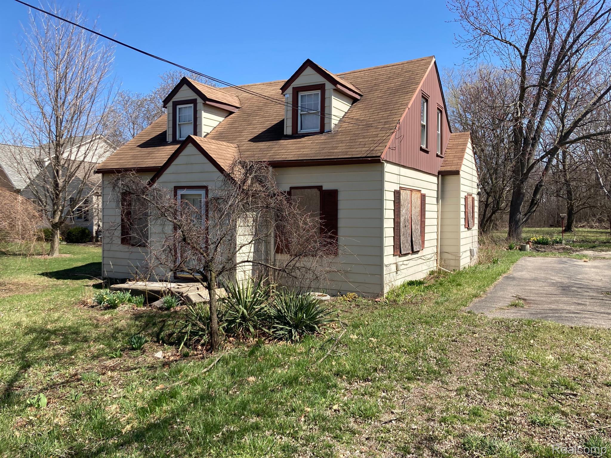 14575 Reeck Road Southgate, MI 48195 - Photo 1 of 8 Gallery Image 1