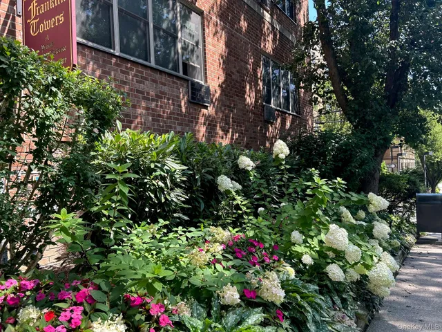 $150,000 | 25 Franklin Avenue, Unit 2K, White Plains, NY 10601