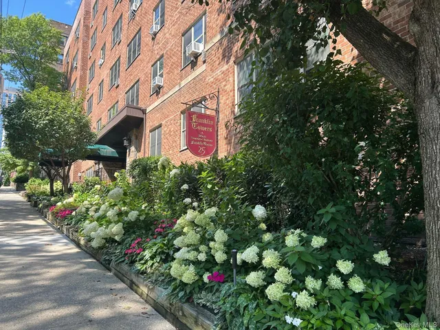 $150,000 | 25 Franklin Avenue, Unit 2K, White Plains, NY 10601