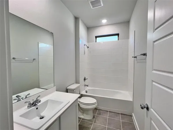 $2,350 | 900 Airbender Drive, Princeton, TX 75407