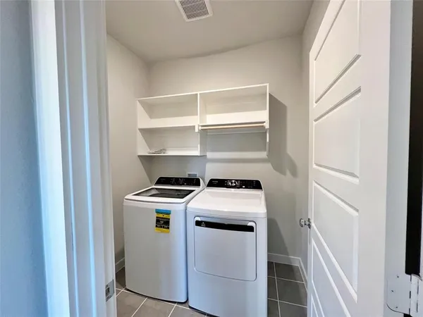 $2,350 | 900 Airbender Drive, Princeton, TX 75407