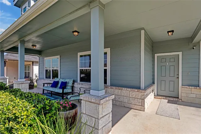 a living room filled with furniture