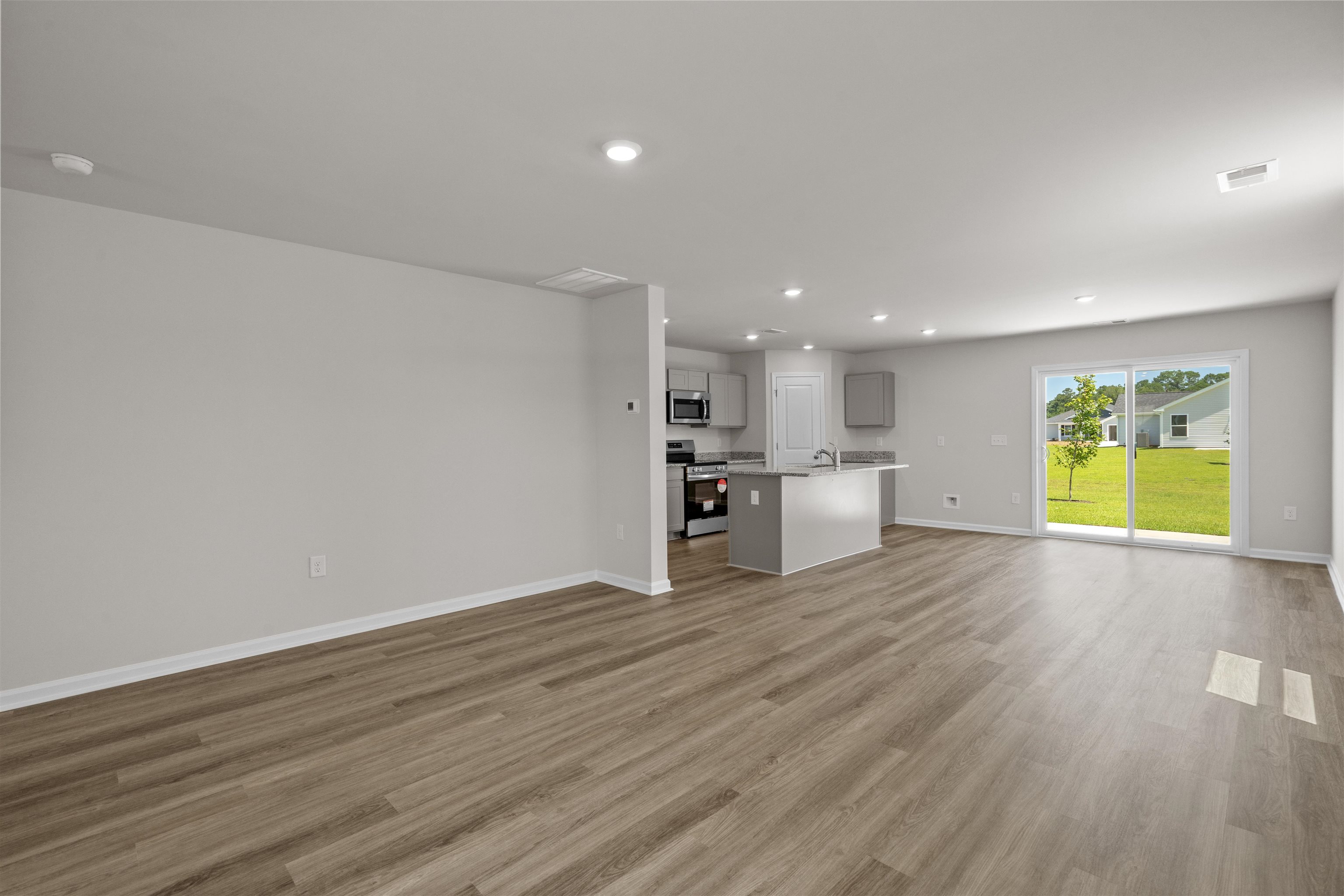 841 Rivas Court Conway, SC 29527 - Photo 6 of 36