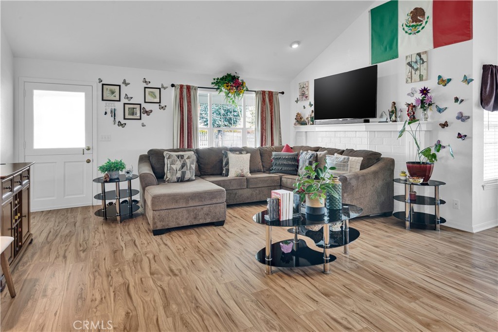53500 Bradley Lockwood Road Bradley, CA 93426 - Photo 9 of 30 a living room with furniture and a flat screen tv