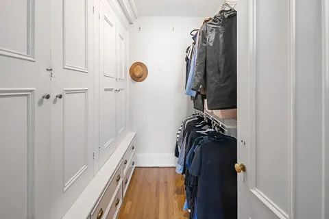 a view of a walk in closet