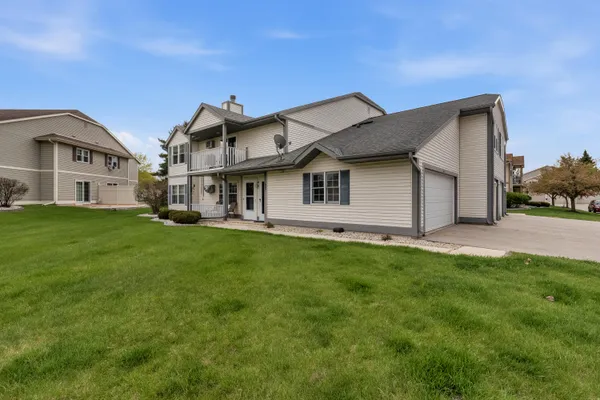 $249,900 | 807 Worthington Court, Unit A, West Bend, WI 53090