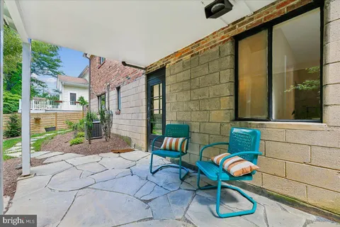 $1,150,000 | 10700 Keswick Street, Garrett Park, MD 20896