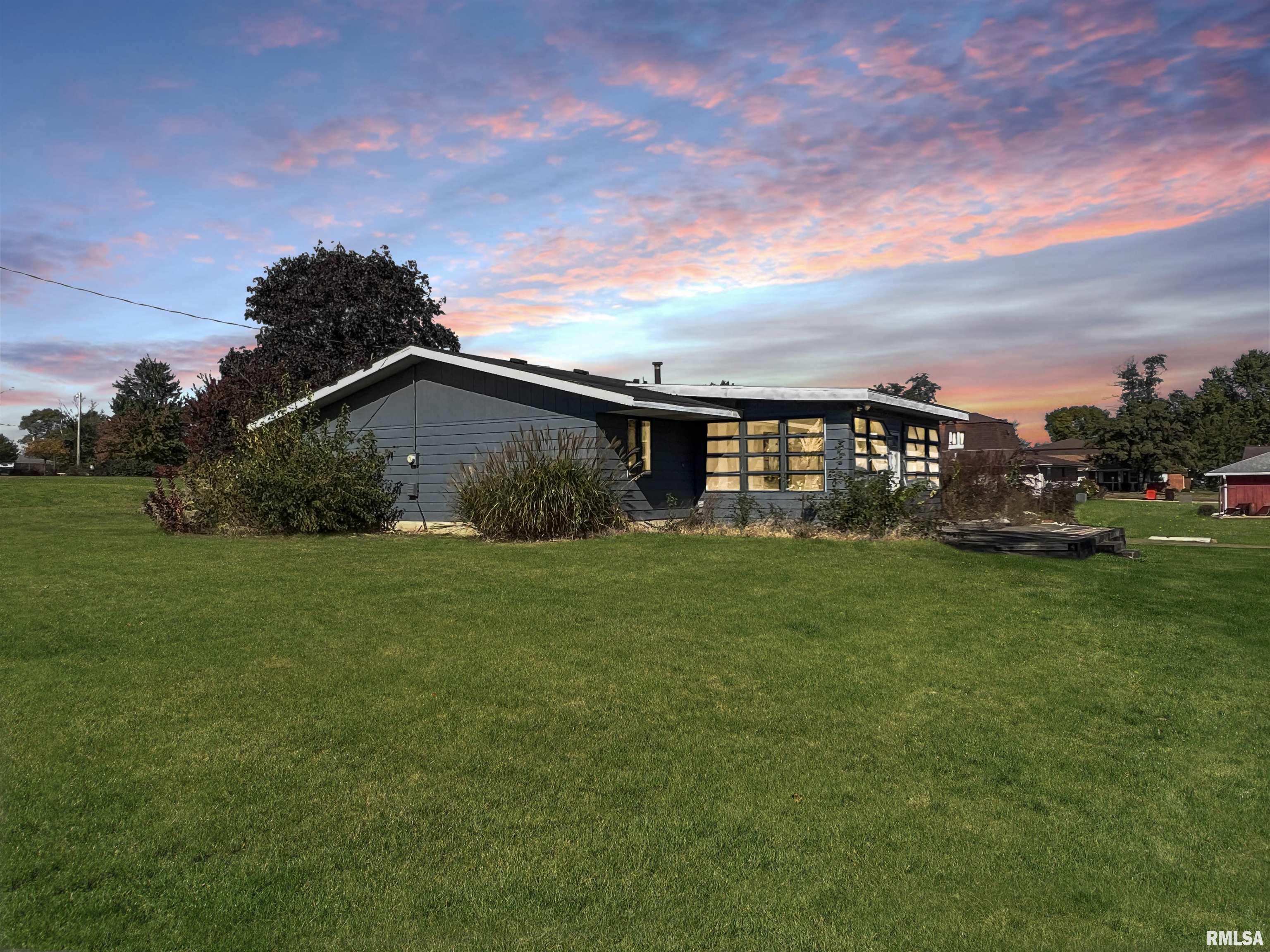 312 North 4th Street Dunlap, IL 61525 - Photo 3 of 5