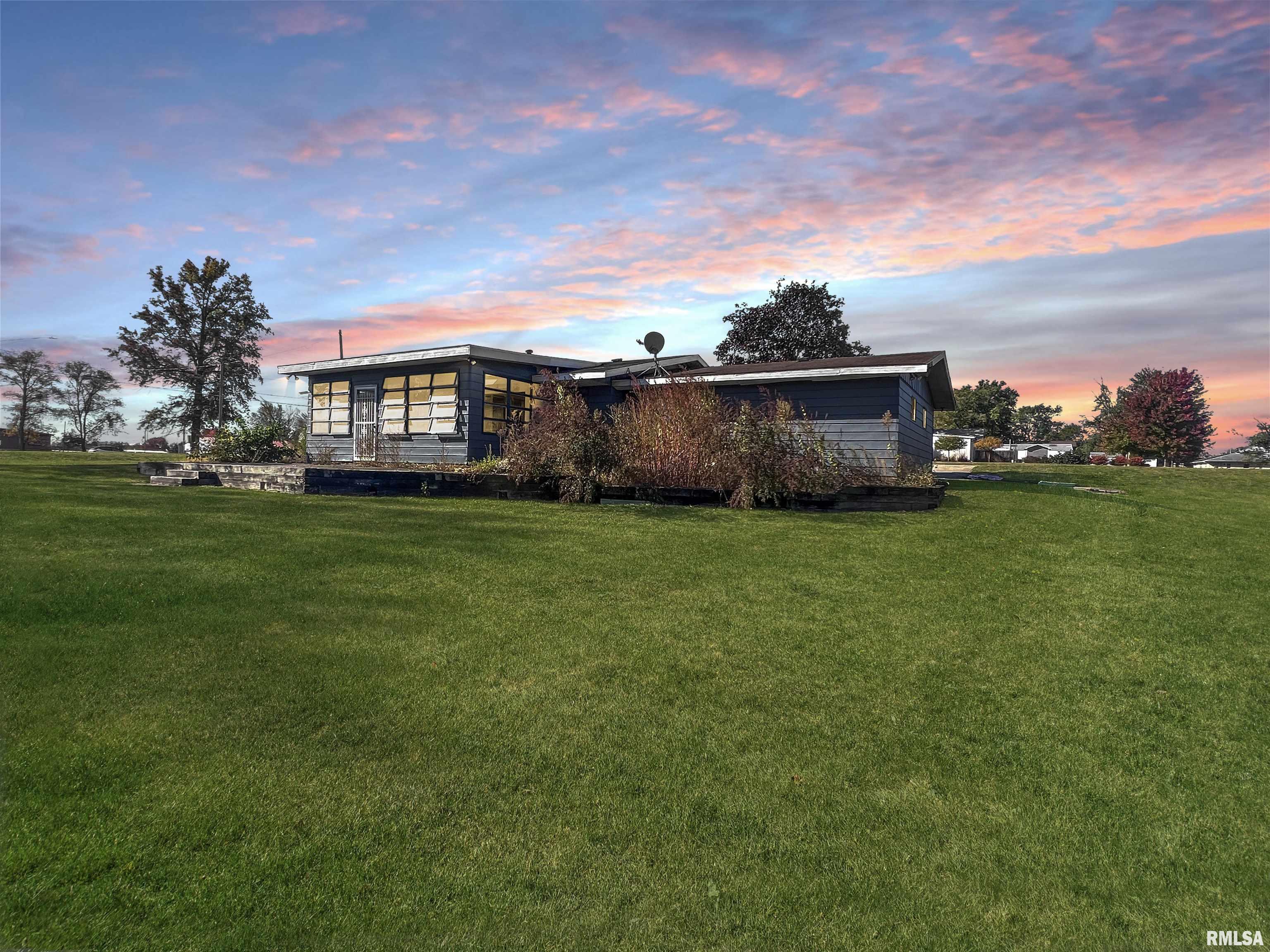 312 North 4th Street Dunlap, IL 61525 - Photo 4 of 5