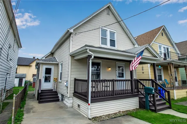 $179,900 | 2623 Seneca Street, West Seneca, NY 14224