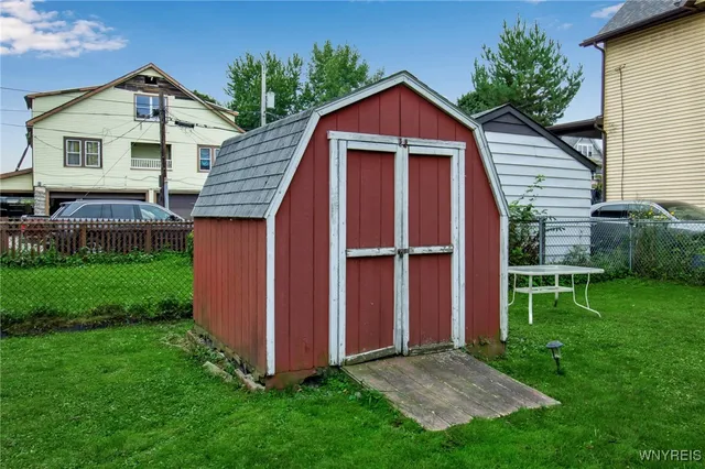 $179,900 | 2623 Seneca Street, West Seneca, NY 14224