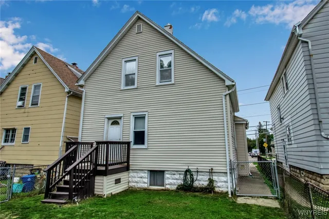 $179,900 | 2623 Seneca Street, West Seneca, NY 14224