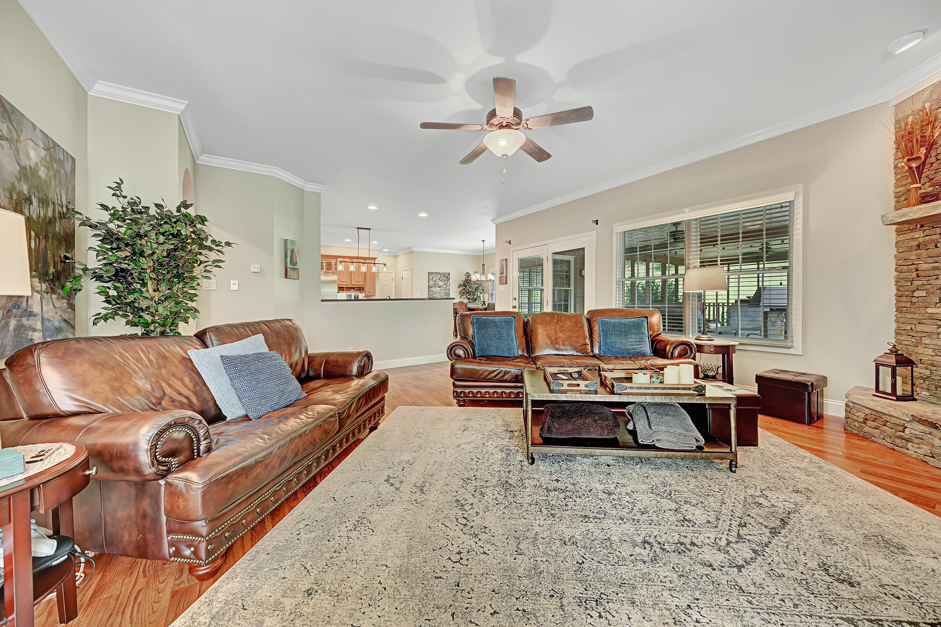 12400 Comblain Road Knoxville, TN 37934 - Photo 11 of 32 Family Room