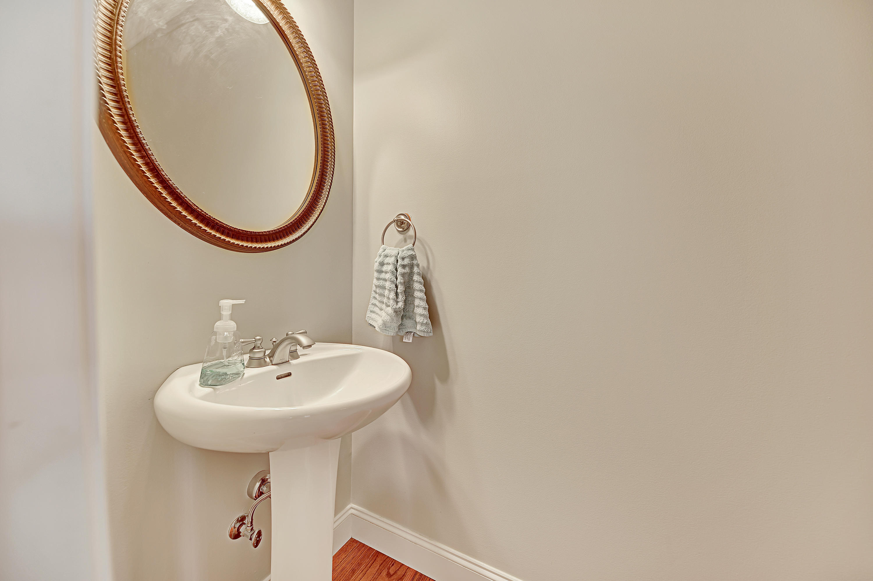 12400 Comblain Road Knoxville, TN 37934 - Photo 12 of 32 Powder room