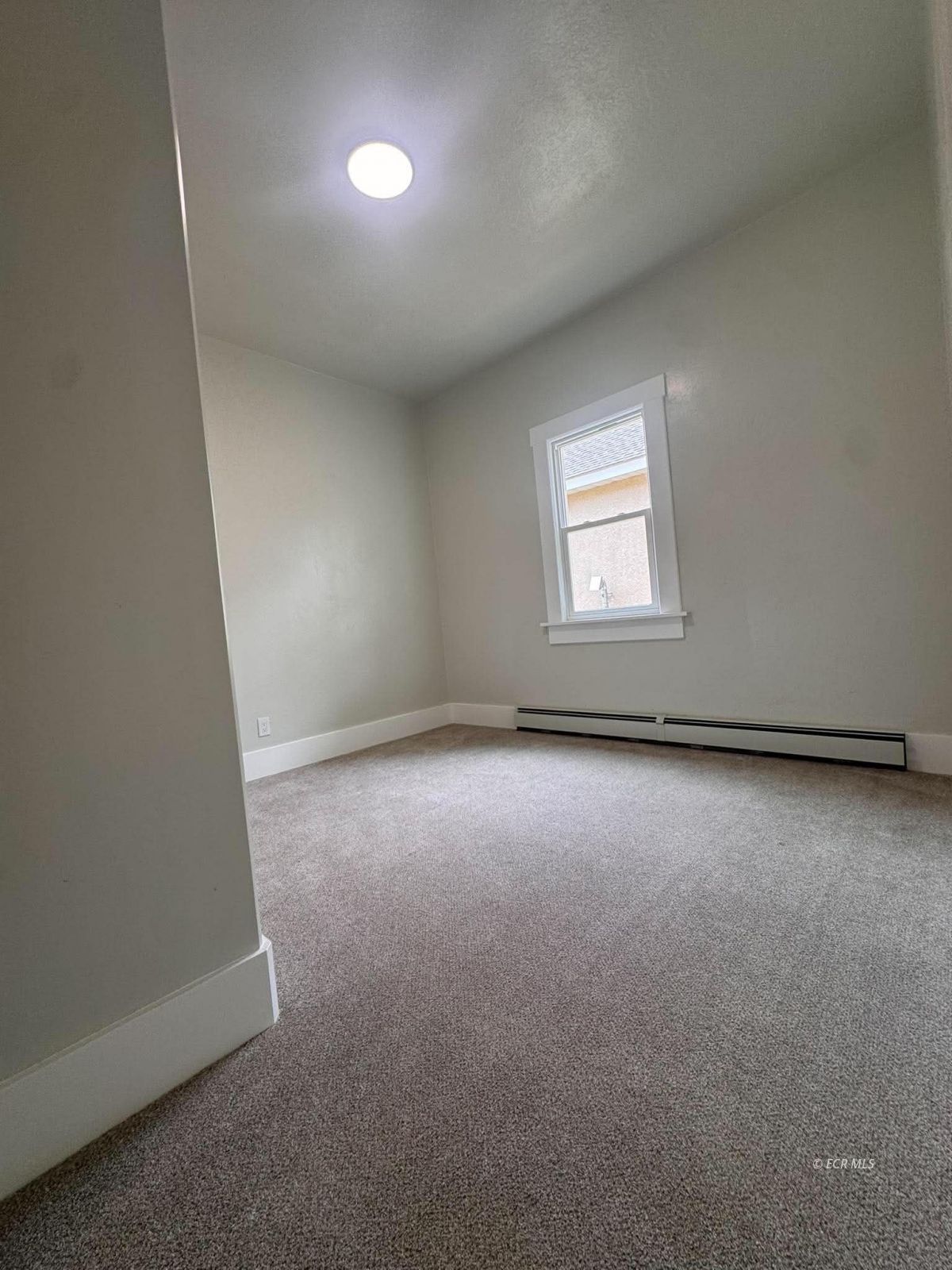 729 Pine Street Elko, NV 89801 - Photo 7 of 20