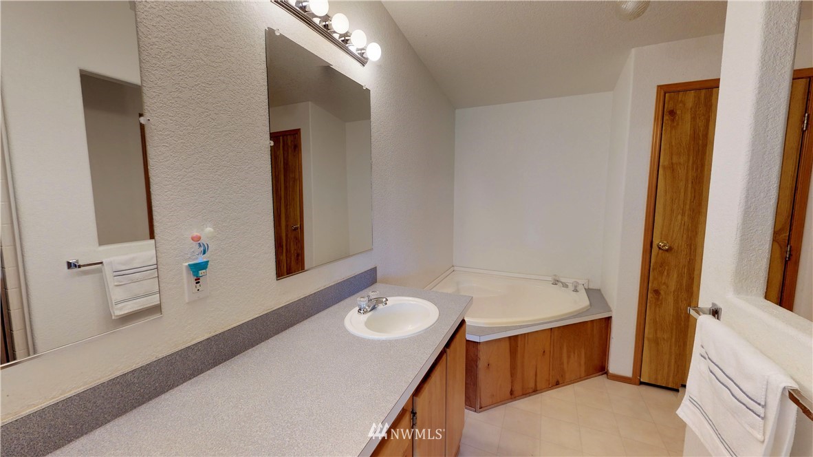 3310 Alger Hill Road Sedro-Woolley, WA 98284 - Photo 8 of 22 Gallery Image 8