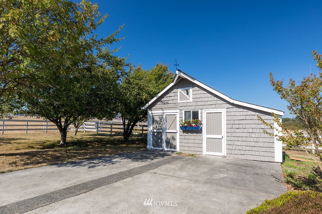 1081 Engle Road Coupeville, WA 98239 - Photo 23 of 25 Gallery Image 23