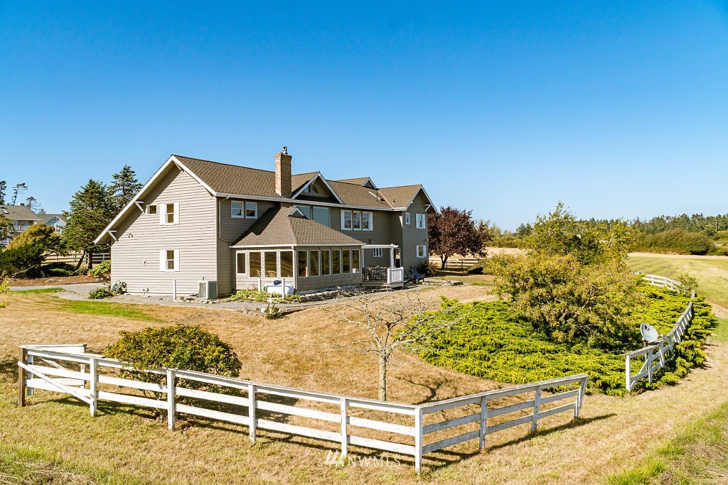 1081 Engle Road Coupeville, WA 98239 - Photo 4 of 25 Gallery Image 4