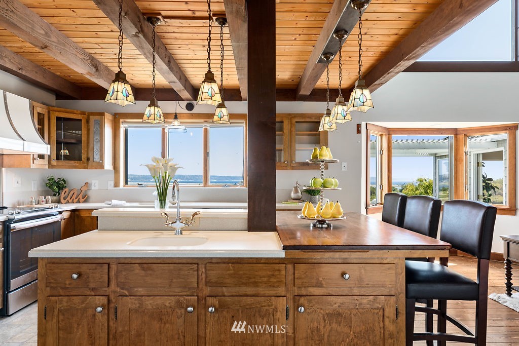 1081 Engle Road Coupeville, WA 98239 - Photo 8 of 25 Gallery Image 8