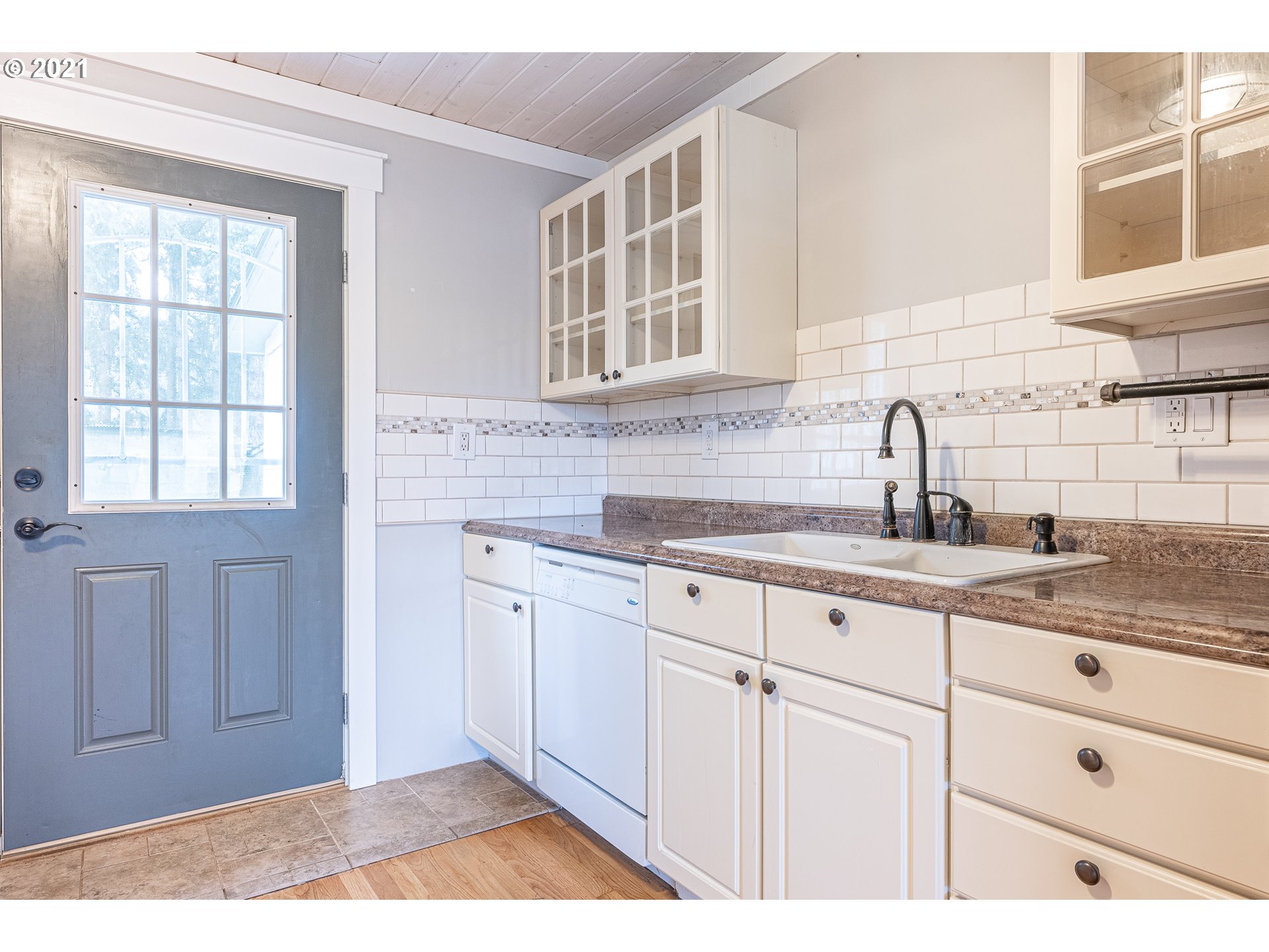 14240 Southeast Fletcher Road Dayton, OR 97114 - Photo 11 of 32 Gallery Image 11