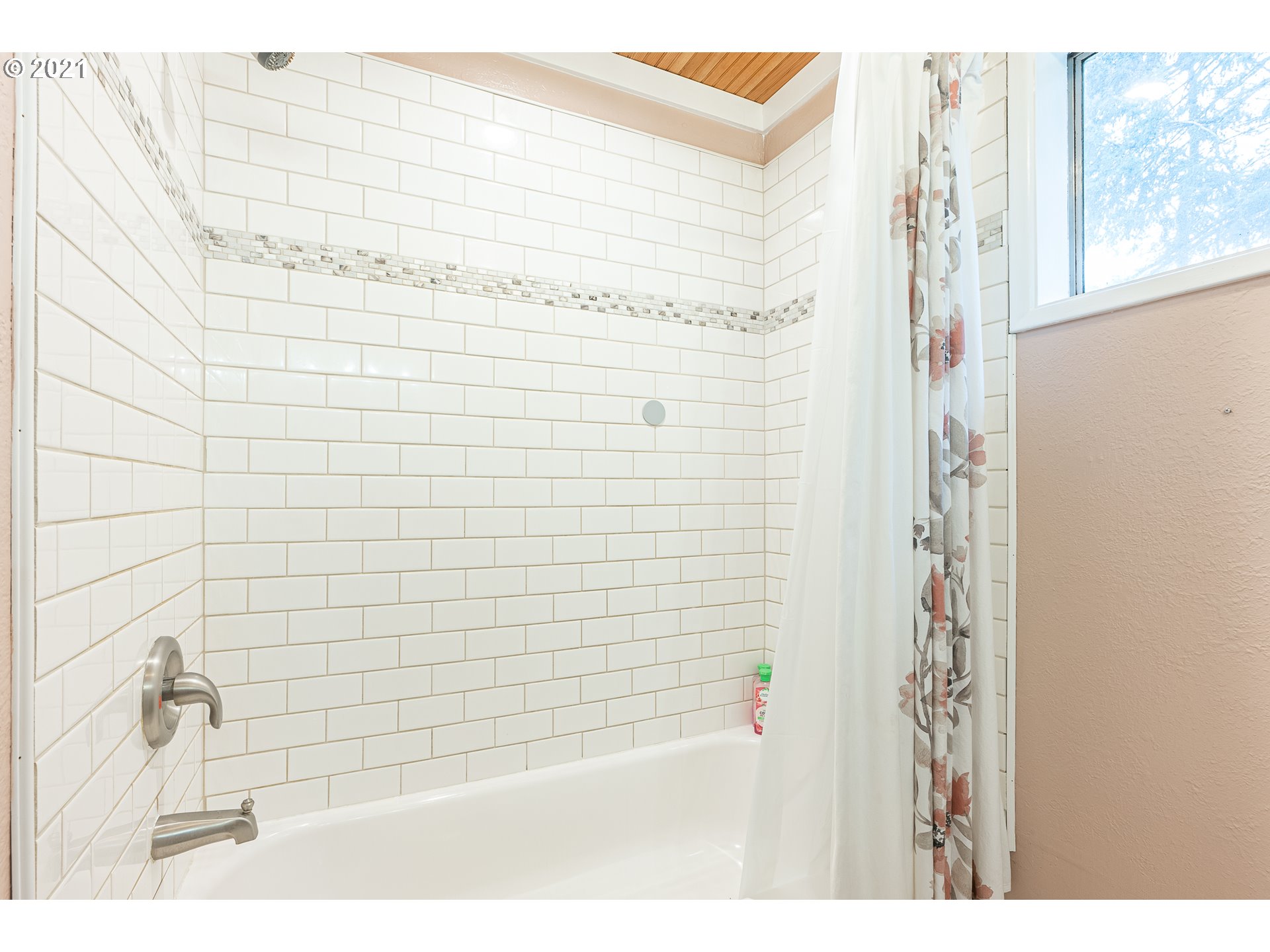14240 Southeast Fletcher Road Dayton, OR 97114 - Photo 23 of 32 Gallery Image 23