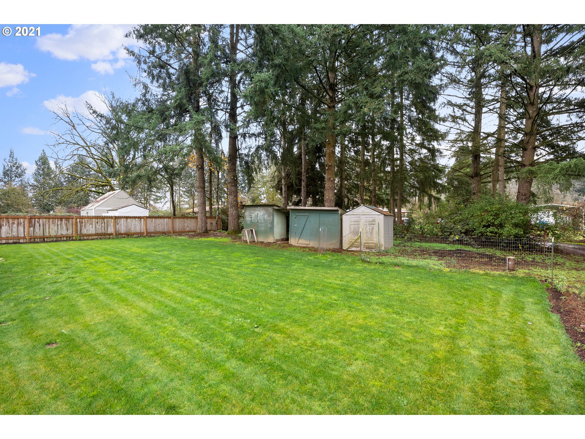 14240 Southeast Fletcher Road Dayton, OR 97114 - Photo 28 of 32 Gallery Image 28